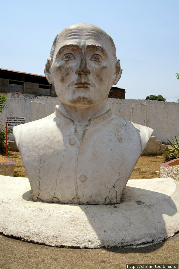 Мир без виз — 297. Новый памятник ЮНЕСКО Леон, Никарагуа