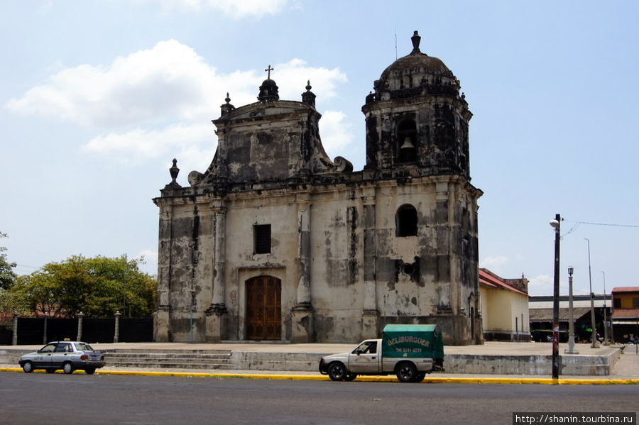 Мир без виз — 297. Новый памятник ЮНЕСКО Леон, Никарагуа
