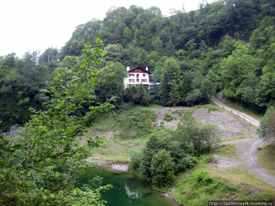 В ущелье Kakouetta Аквитания, Франция