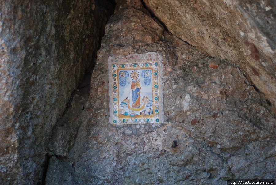 Майолика на Пути Деготальс Монастырь Монтсеррат, Испания